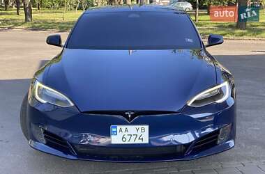 Ліфтбек Tesla Model S 2017 в Миколаєві