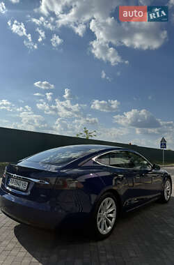 Ліфтбек Tesla Model S 2018 в 