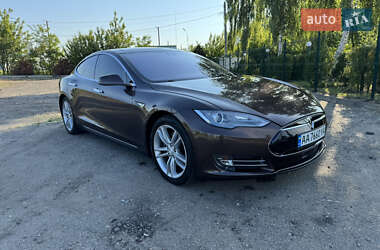 Лифтбек Tesla Model S 2014 в 