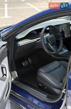 Лифтбек Tesla Model S 2021 в 