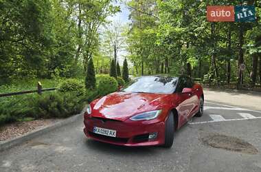 Лифтбек Tesla Model S 2018 в 