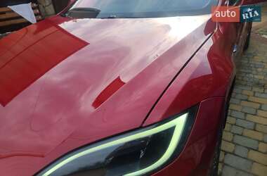 Лифтбек Tesla Model S 2018 в 