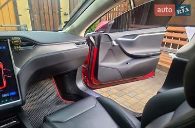 Лифтбек Tesla Model S 2018 в 