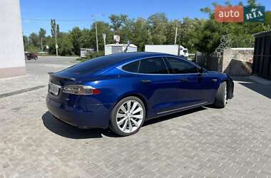 Ліфтбек Tesla Model S 2016 в 