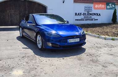 Ліфтбек Tesla Model S 2015 в Харкові