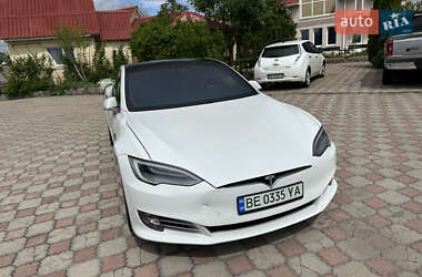 Лифтбек Tesla Model S 2020 в 