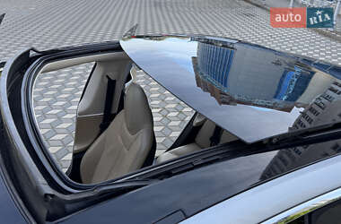 Лифтбек Tesla Model S 2014 в 