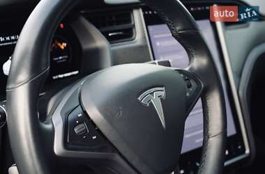 Ліфтбек Tesla Model S 2019 в 