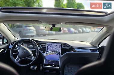 Ліфтбек Tesla Model S 2013 в 