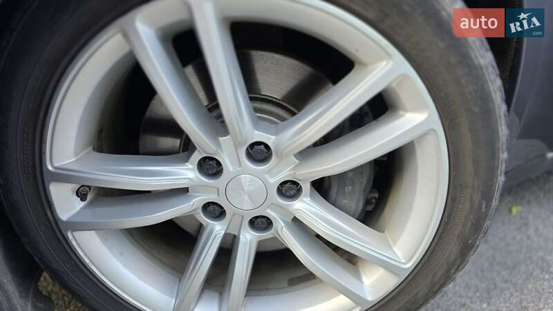Лифтбек Tesla Model S 2013 в Харькове