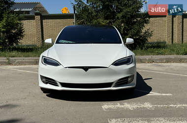Лифтбек Tesla Model S 2018 в Харькове