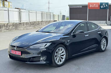 Лифтбек Tesla Model S 2017 в 
