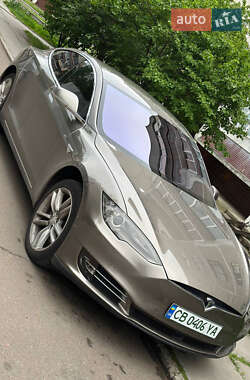 Ліфтбек Tesla Model S 2015 в 