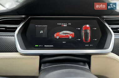 Лифтбек Tesla Model S 2014 в 