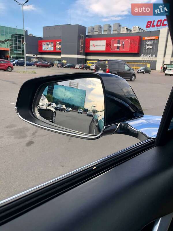 Лифтбек Tesla Model S 2016 в Киеве фото 46 Лифтбек Tesla Model S 2016 в Киеве