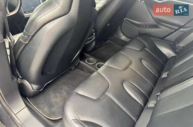 Лифтбек Tesla Model S 2015 в 