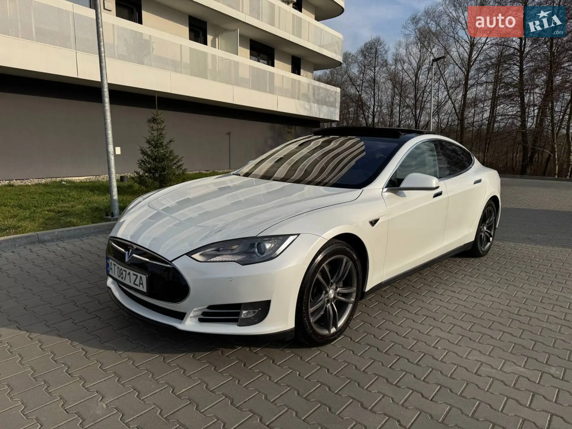 2013 Tesla Model S - мініатюра 5