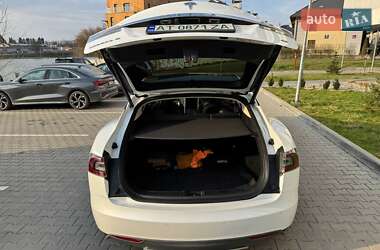 Лифтбек Tesla Model S 2013 в Ивано-Франковске