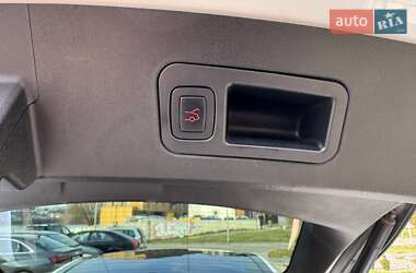 Лифтбек Tesla Model S 2013 в Ивано-Франковске