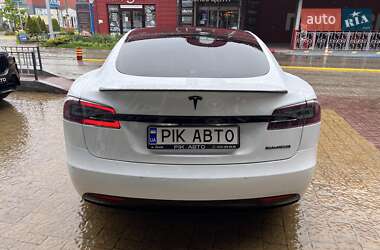 Лифтбек Tesla Model S 2020 в Львове