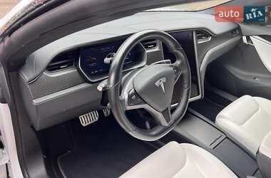 Лифтбек Tesla Model S 2020 в Львове
