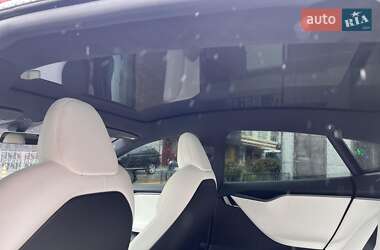 Лифтбек Tesla Model S 2020 в Львове