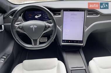 Лифтбек Tesla Model S 2020 в Львове