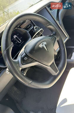 Лифтбек Tesla Model S 2020 в 