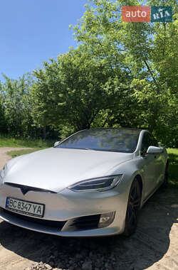 Лифтбек Tesla Model S 2017 в 