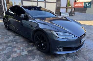 Ліфтбек Tesla Model S 2017 в 