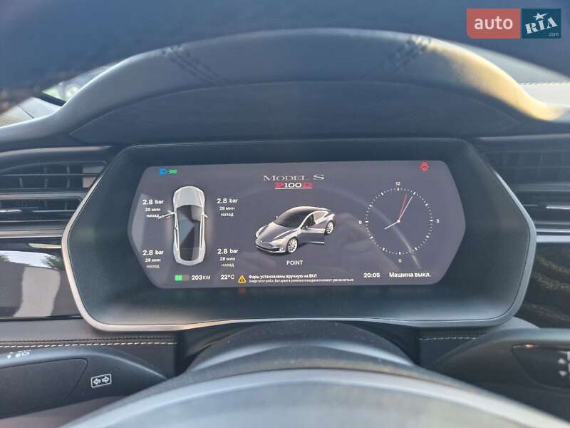 Ліфтбек Tesla Model S 2018 в Львові