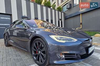 Ліфтбек Tesla Model S 2018 в 