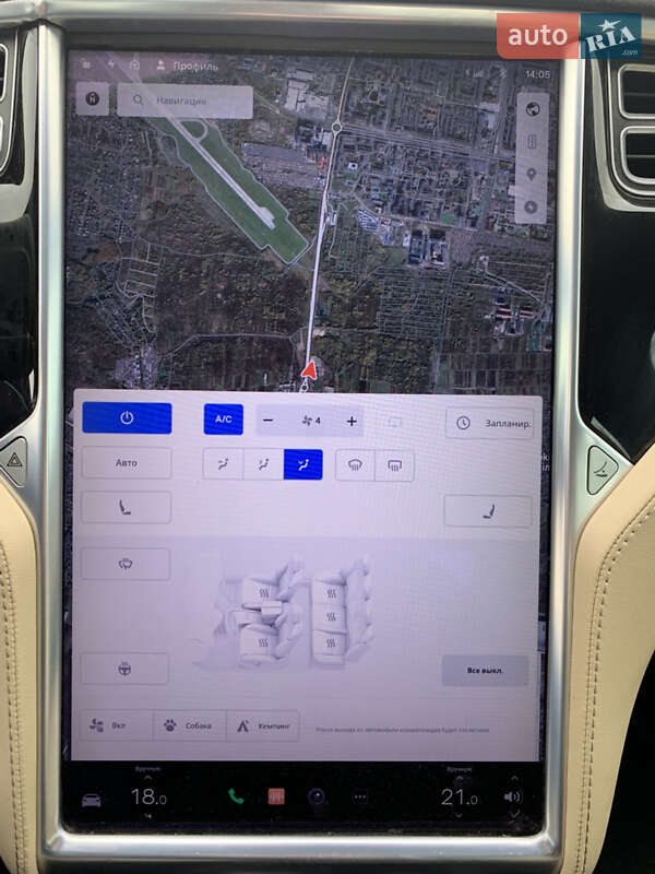 Лифтбек Tesla Model S 2015 в Львове