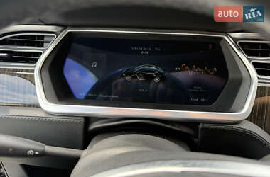 Лифтбек Tesla Model S 2014 в 
