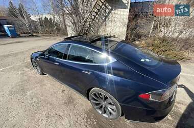 Ліфтбек Tesla Model S 2013 в 