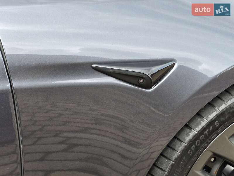 Ліфтбек Tesla Model S 2021 в Мукачевому