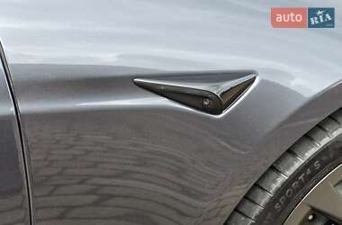Ліфтбек Tesla Model S 2021 в 