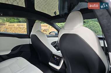 Ліфтбек Tesla Model S 2021 в 