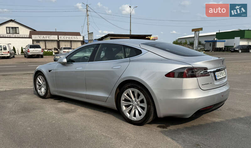 Ліфтбек Tesla Model S 2017 в Києві фото 11 Ліфтбек Tesla Model S 2017 в Києві