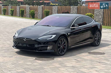 Лифтбек Tesla Model S 2019 в 