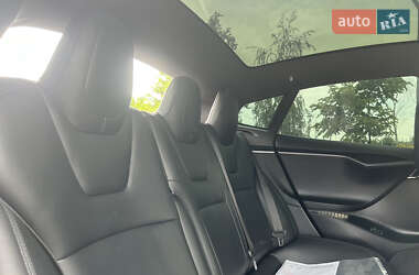 Лифтбек Tesla Model S 2019 в 