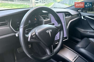 Лифтбек Tesla Model S 2018 в 