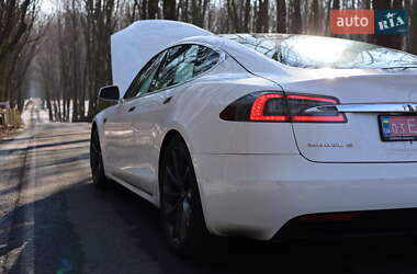 Ліфтбек Tesla Model S 2016 в 