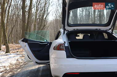 Ліфтбек Tesla Model S 2016 в 