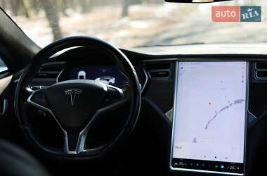 Ліфтбек Tesla Model S 2016 в 