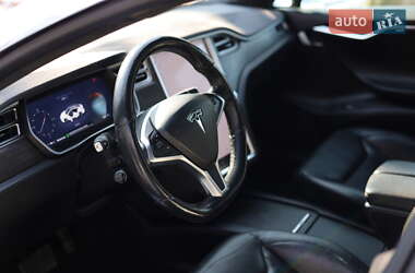 Ліфтбек Tesla Model S 2016 в 