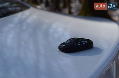 Ліфтбек Tesla Model S 2016 в 