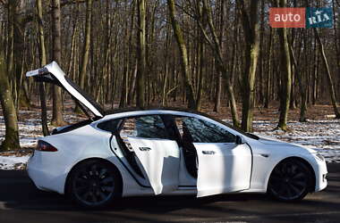 Ліфтбек Tesla Model S 2016 в 