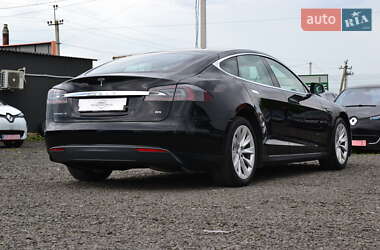 Лифтбек Tesla Model S 2014 в 