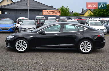 Лифтбек Tesla Model S 2014 в 